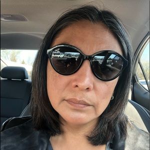 Meet your Posher, Angelica